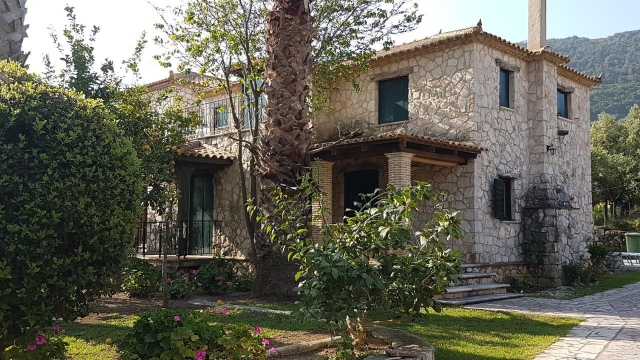 Castello Bellos Villas & Apartments Keri Exterior foto