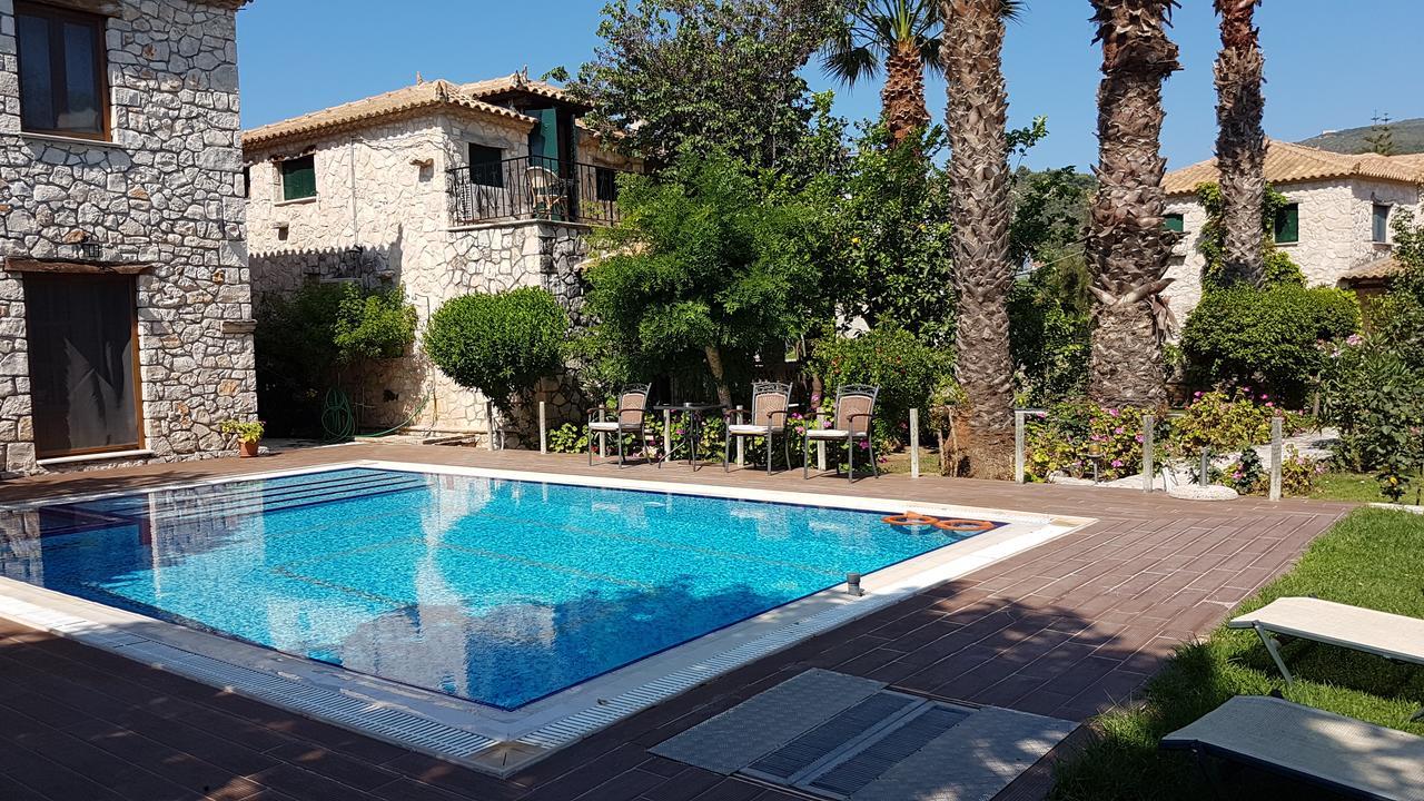 Castello Bellos Villas & Apartments Keri Exterior foto